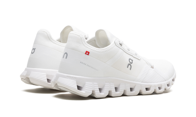 On Running Cloud X 3AD Undyed White