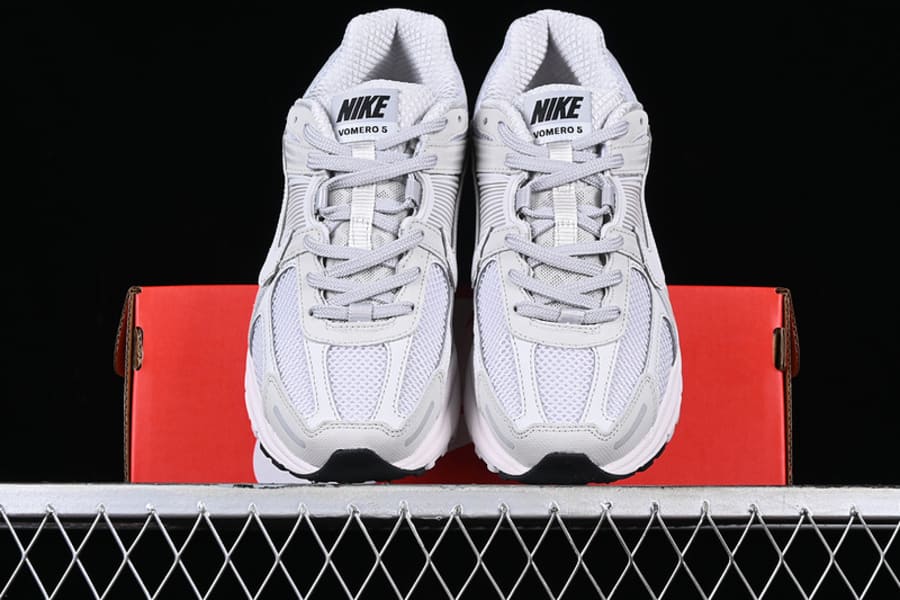 Nike Zoom Vomero 5 Grigio Vast