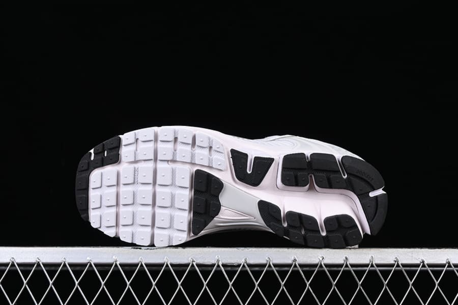 Nike Zoom Vomero 5 Grigio Vast